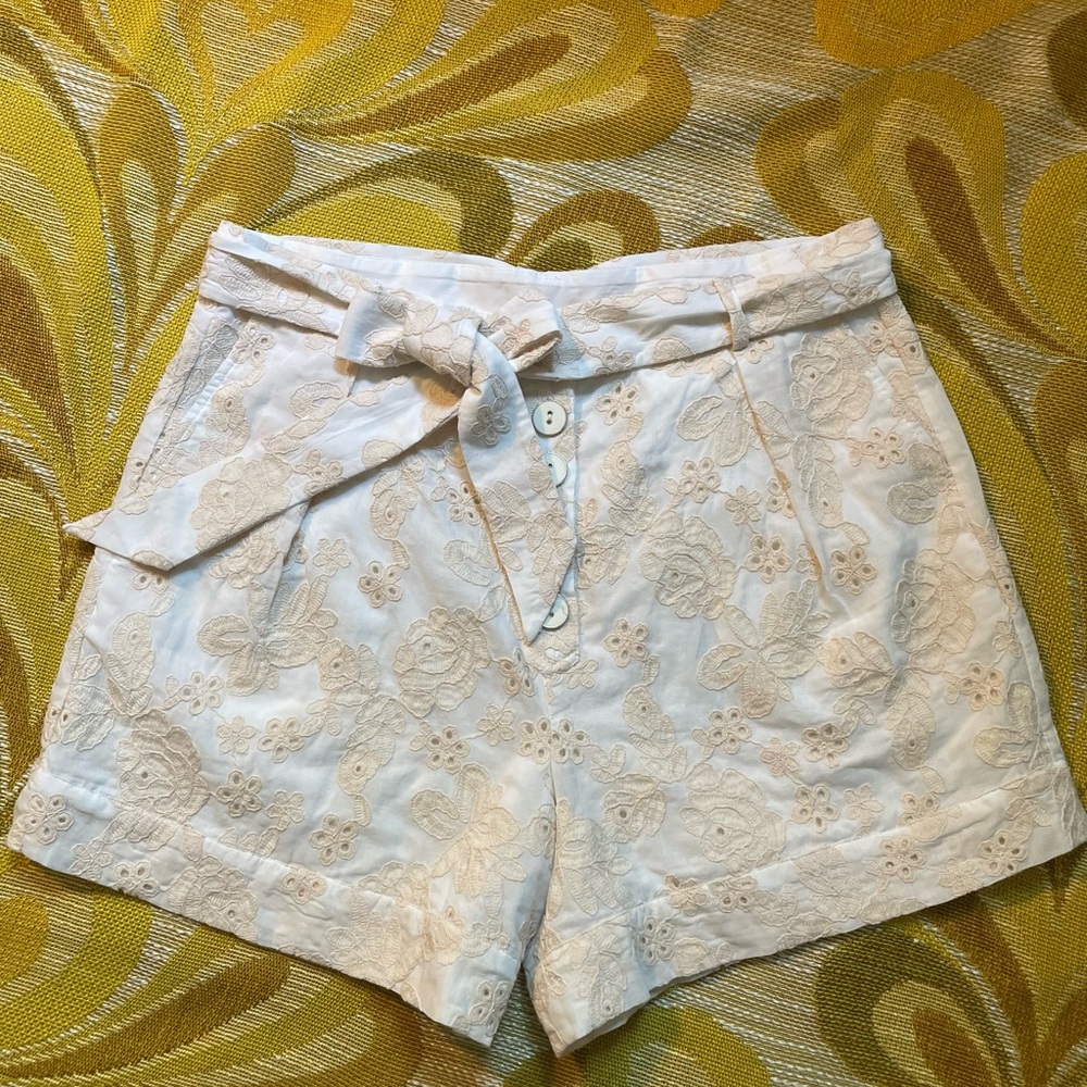 Hale Bob Sabrina eyelet shorts, old money, classy, Cottagecore. Retail$218